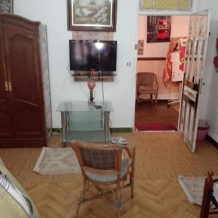 Vip Respectious Family Rooms El Biar Algiers Bagian luar foto