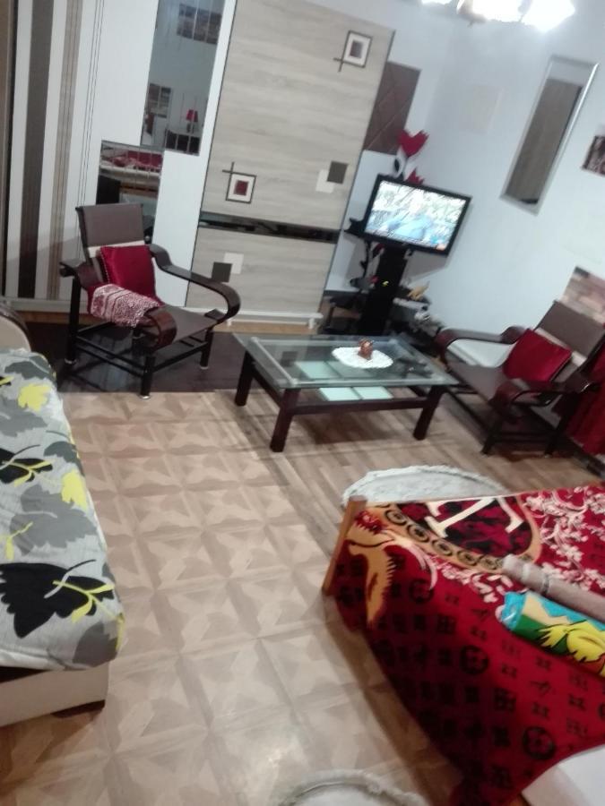 Vip Respectious Family Rooms El Biar Algiers Bagian luar foto